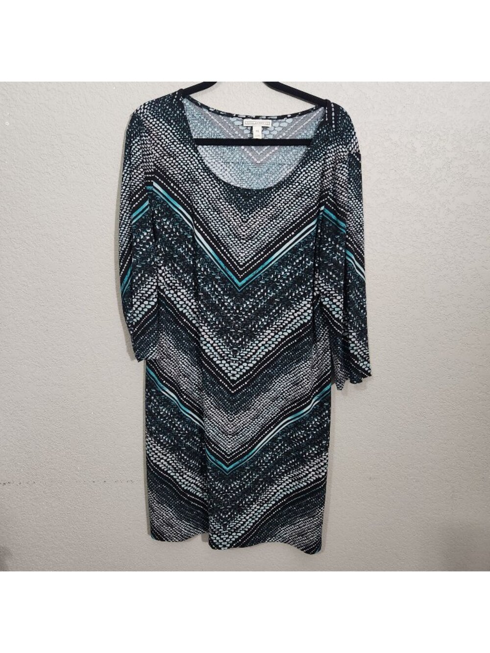Dana Buchman XL Chevron Print Dress Black White Teal 3/4 Sleeve Stretch Knit